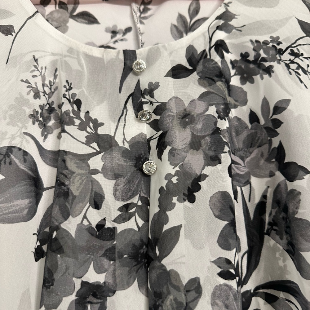 Blouse - Picture 2 of 2